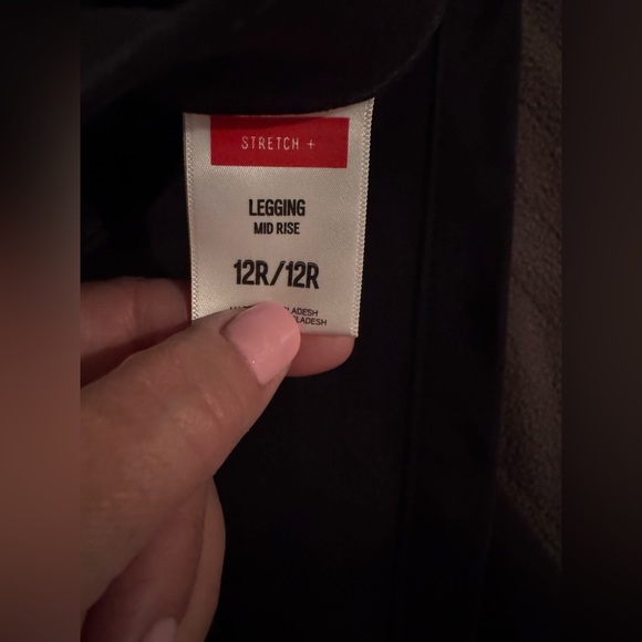 Never worn Express Jeans black leggings 12R mid rise!!! - Picture 6 of 8